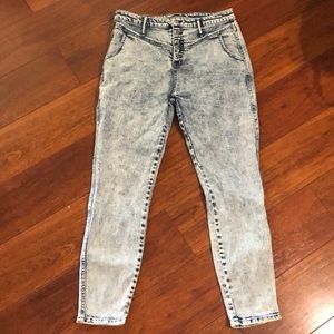 Wild fable acid wash jeans petite